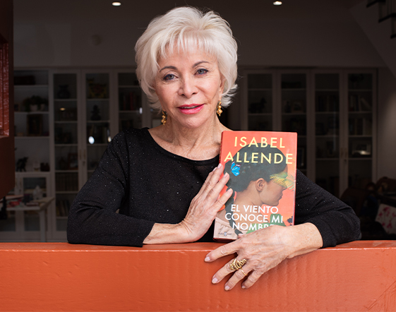 Isabel Allende: i romanzi, la biografia, i temi dei suoi libri