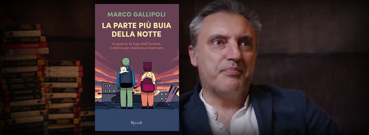 La sigla delle interviste "Il profumo delle pagine" è cantata da Laura Salvi - compositore Marco Zoppi